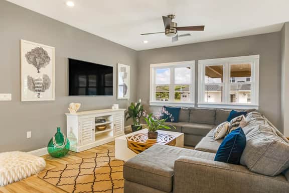 PBE Villas LLC · Poipu Walk-to-Beach Home, AC, Game Room, Sleeps - Image 4